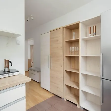 Stylish With A Balcony In The Centre By Renters * ワルシャワ